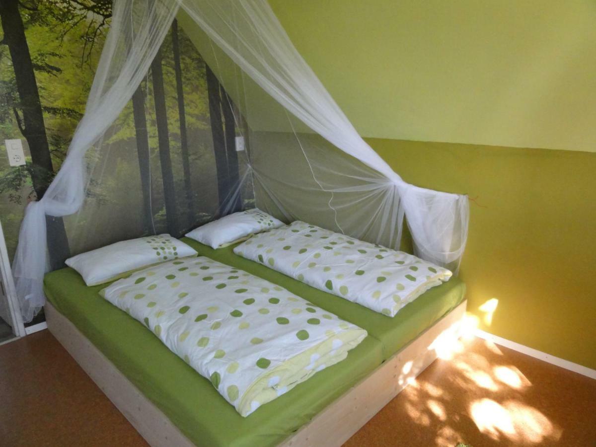Peanuts Hostel & Meer Surendorf Екстер'єр фото